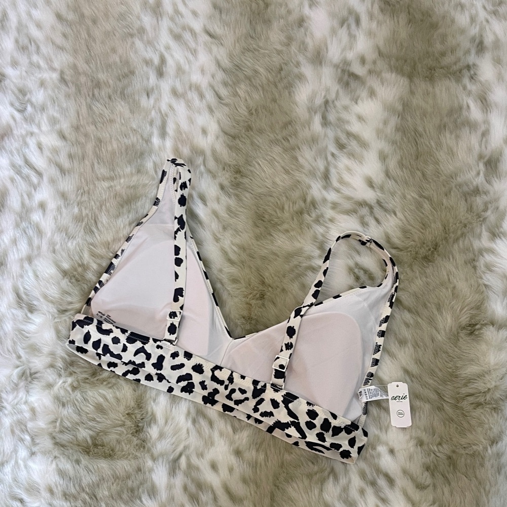 Aerie Black and White Leopard Bikini Top - Picture 3 of 5